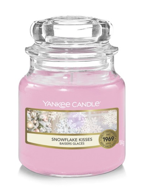 Yankee Candle Świeca zapachowa Słoik mały Snowflake Kisses 104g